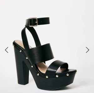 Black wedge heel